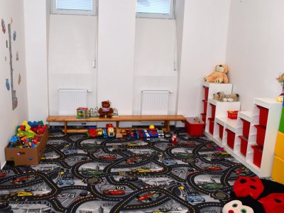 Porozuměním a bezpečím to v azylovém domě začíná