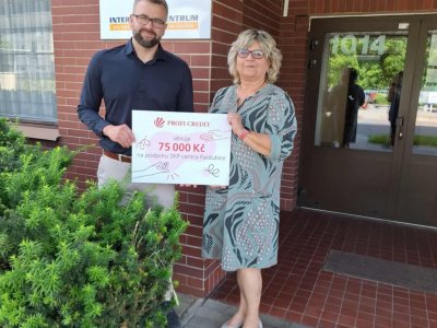 PROFI CREDIT podpořil Intervenční centrum Pardubice