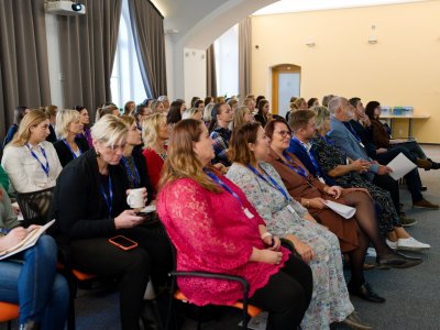 Konference "Cestou krizové pomoci po Pardubicích"