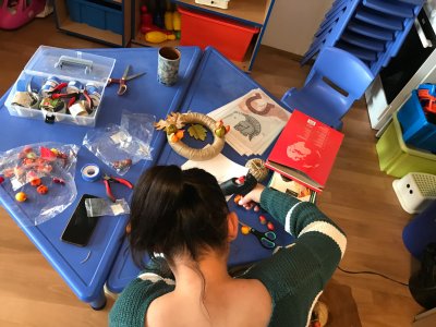 „Kdo čaj s medem ráno pije, nestoná a dlouho žije.“