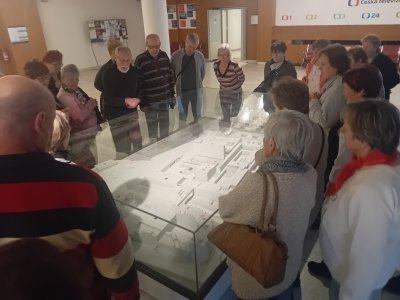 Za novám poznáním do České Televize